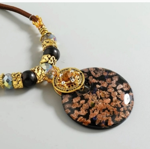 💞CLEARANCE Glass Beaded Statement Earings - Picture 3 of 4